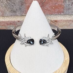 Swarovski Silver Tone Star Crystal Bracelet Cuff Hinged‎ Medium Swan Signed